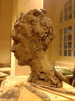 Profil sculpture en boulettes de terre à modeler