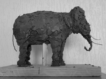 Sculpture esquisse d'animal l'éléphant d'Asie