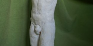 Statuette plâtre torse d'homme
