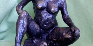 Statuette femme sans visage