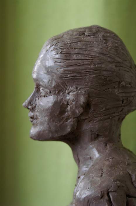 Sculpture terre modèle femme Lucciana