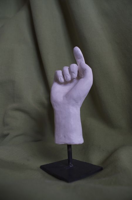Petite main sculptée