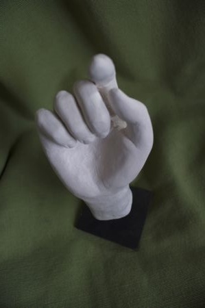 Sculpture de main d'une jeune femme chinoise